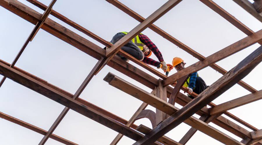 Expert tile roof repair services in Grand Ridge, FL